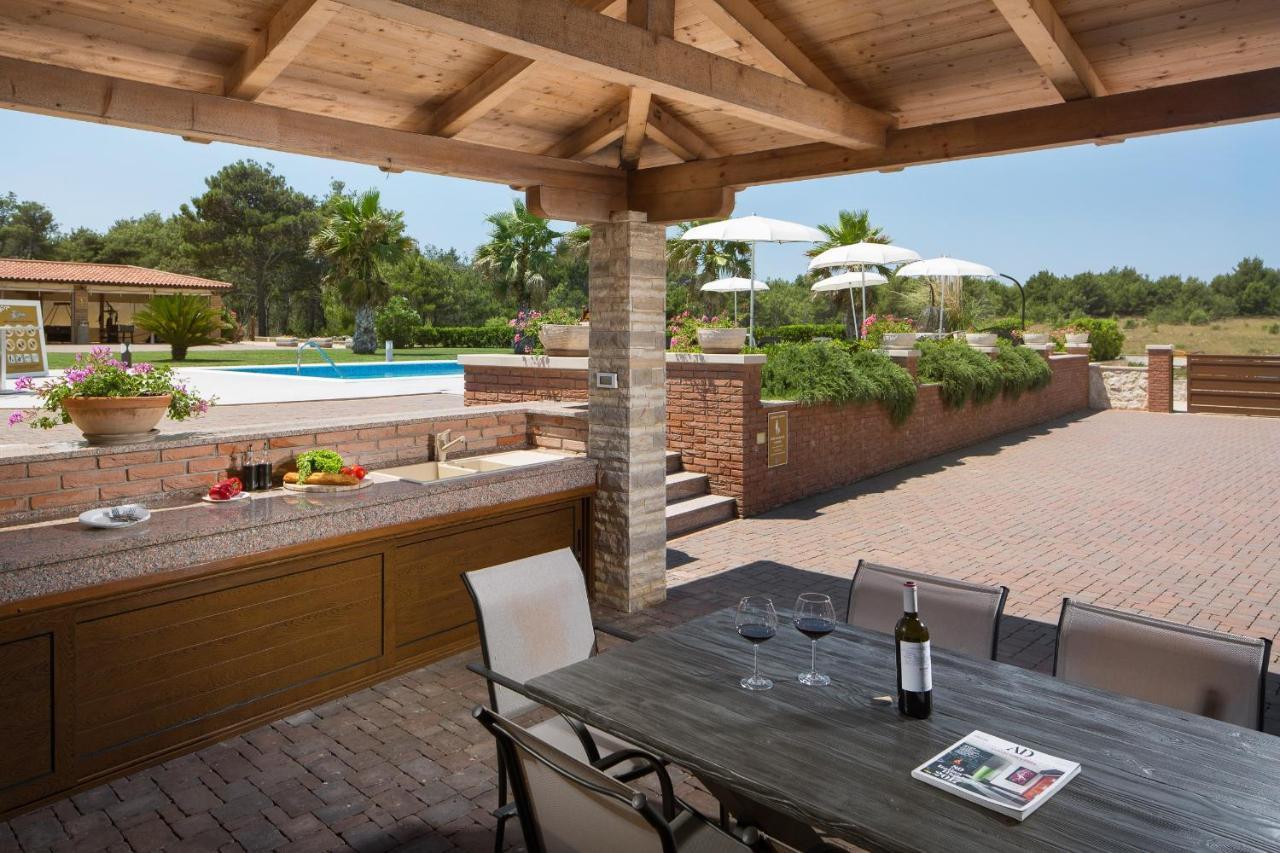 Villa Malibu One Вир Экстерьер фото